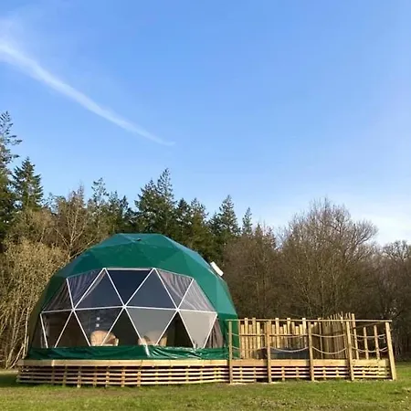 אתר קמפינג Camp Katur Glamping