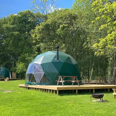 Camp Katur Glamping 4*