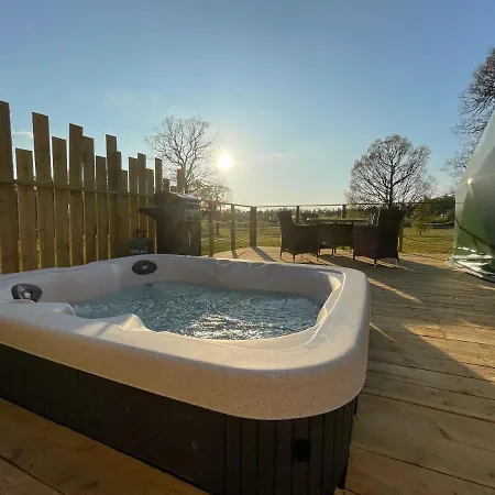 卡图尔宿营地 4*