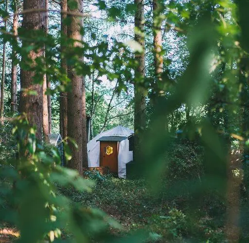 Kemping Camp Katur Glamping 4*