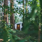 مكان تخييم Camp Katur Glamping 4*