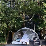 مكان تخييم Camp Katur Glamping 4*