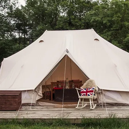 Camp Katur Glamping 4*